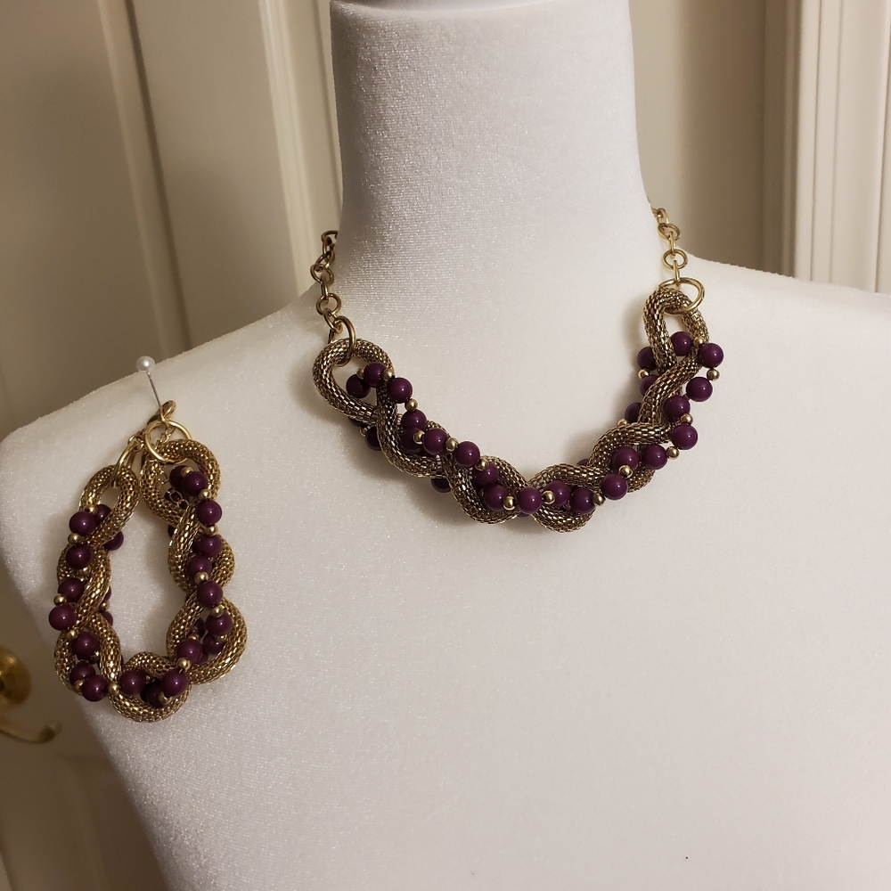 Elegant Gold and Purple Necklace and Bracelet Set